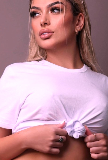 Angelina