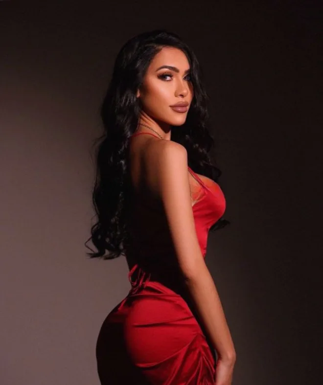 Nomira