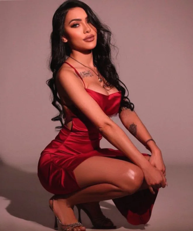 Nomira