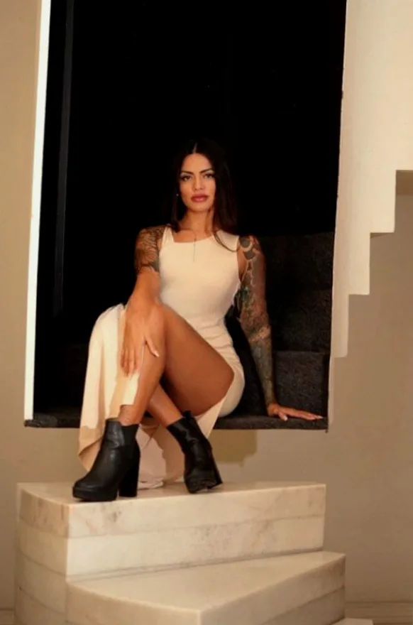 Una